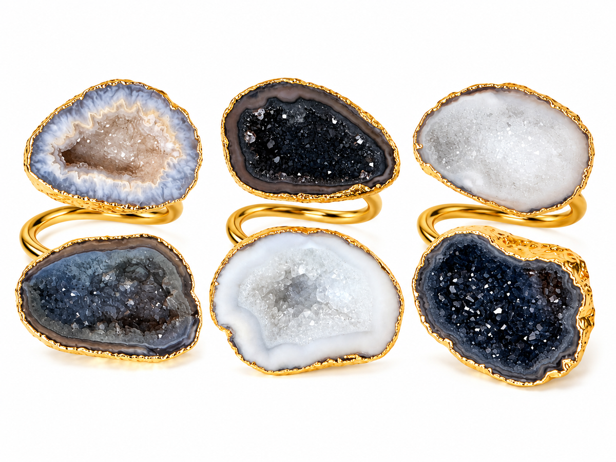 Night & Day Duo Crystal Adjustable Gold Ring – Black & White