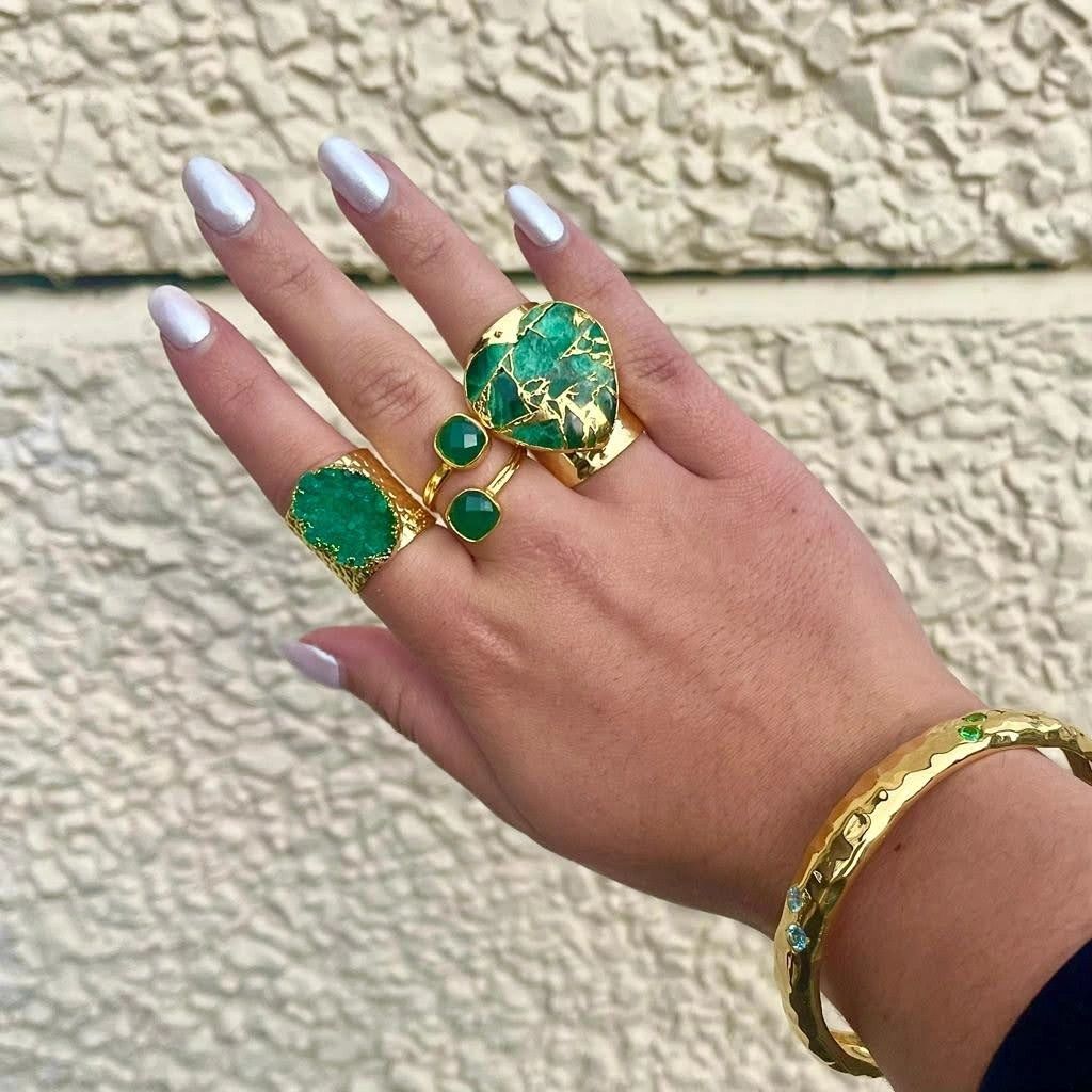 'Molten Heart' Longline Green Stone Gold Ring